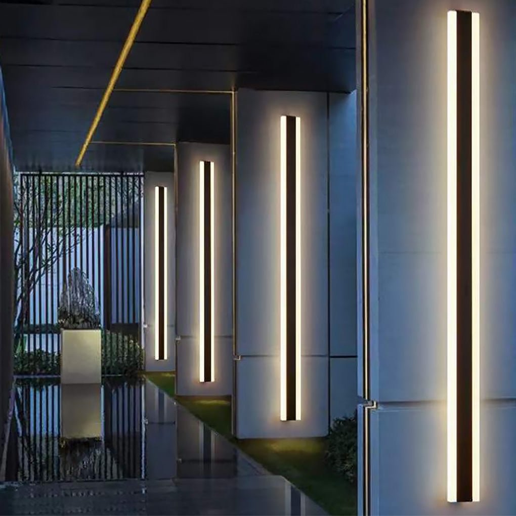 Contemporary Black Outdoor Wall Light | Dimmable LED Design with Colour-Changing Features for Stylish Outdoor Ambiance 1