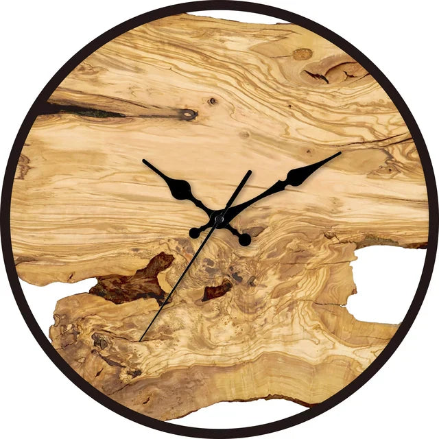 Wood-Effect Wall Clock | Quiet modern centrepiece